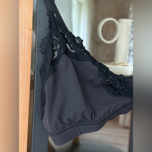 SKIMS fits everybody lace bralette bra onyx vneck triangle adjustable straps L - Picture 7 of 8